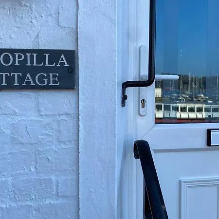 Tocopilla: Waterfront With Free Double Parking * Falmouth